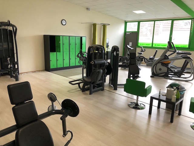 fitplus_Fitnessstudio Huisheim Geraetetraining_3